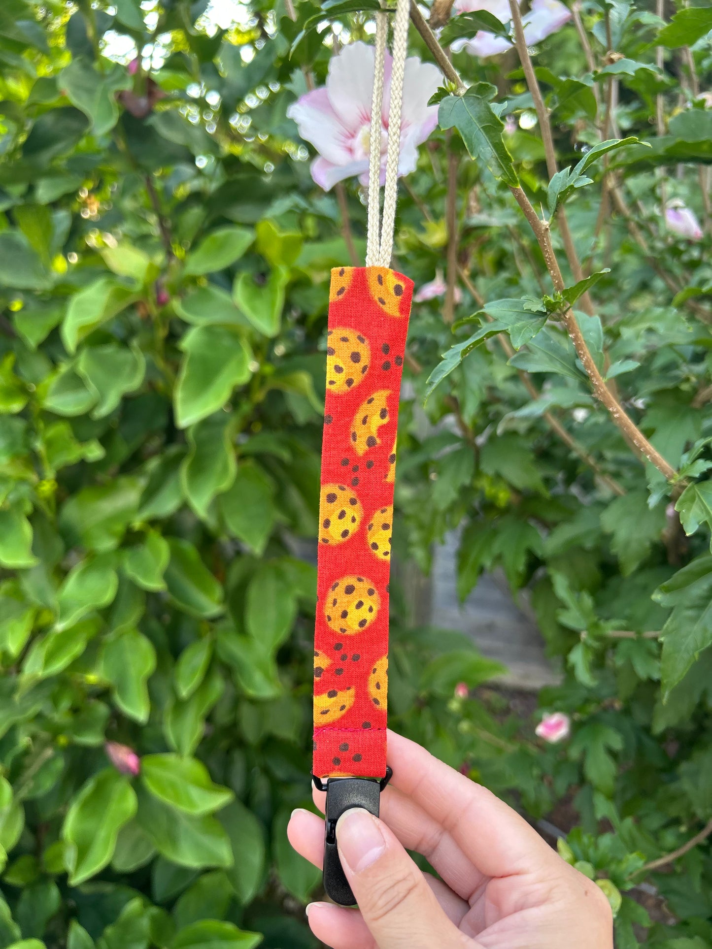 Attache tétine
