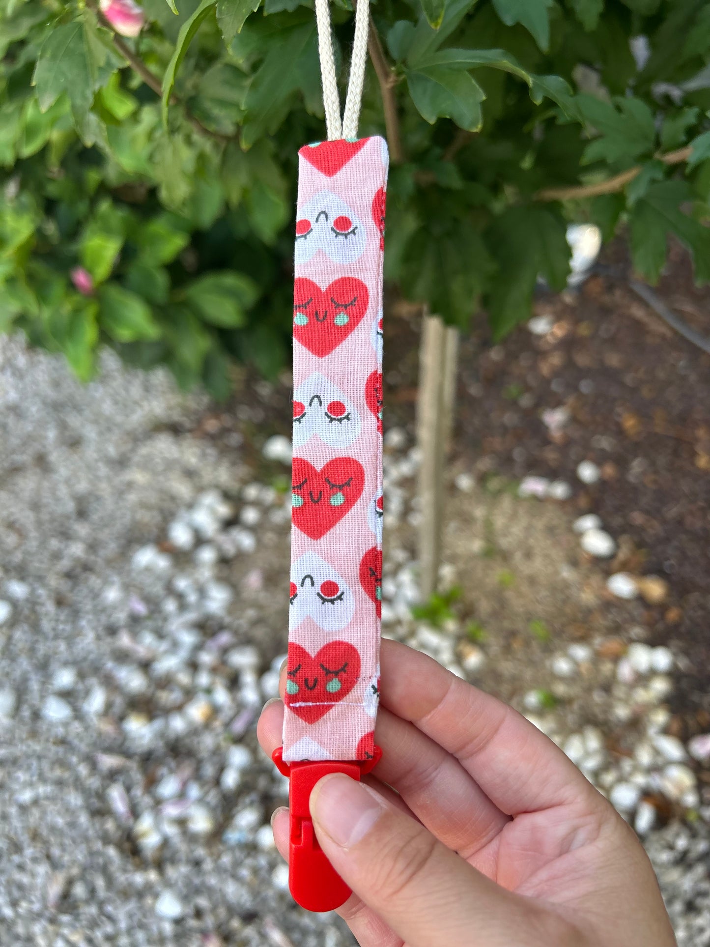 Attache tétine